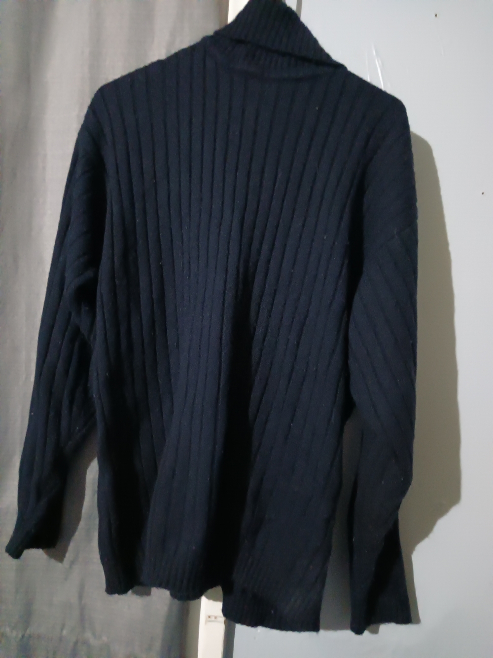 Men's Navy Ribbed Turtleneck Sweater